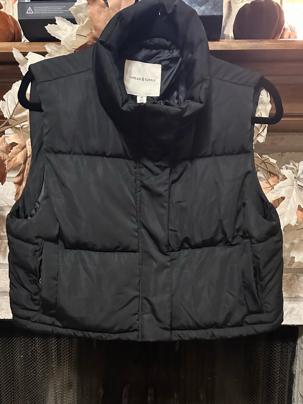 Thread & Supply Black Quilted Puffer Vest - Women's EUC